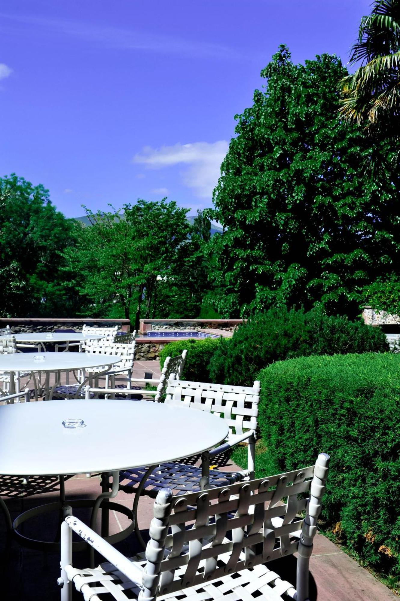 Hotel Des Pyrenees Saint-Jean-Pied-de-Port Exterior photo